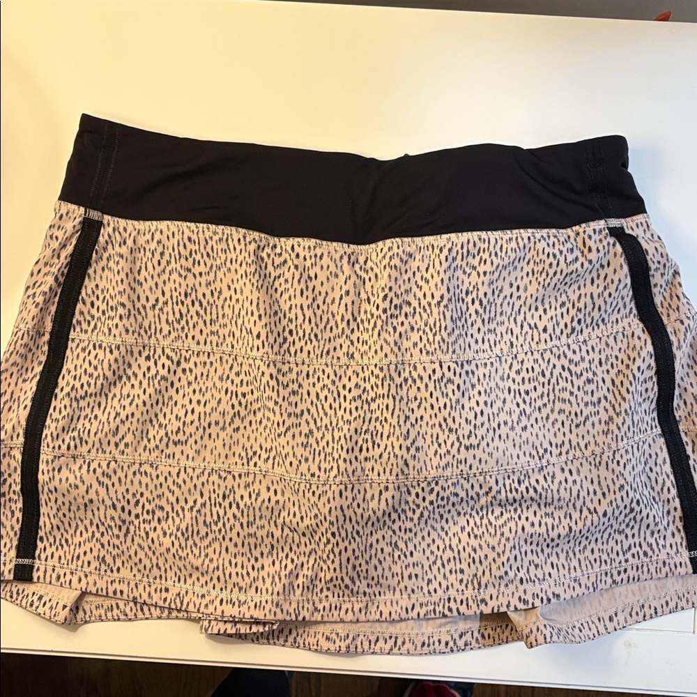 Lululemon Athletica Black and Tan Tennis Skirt 10 Tall